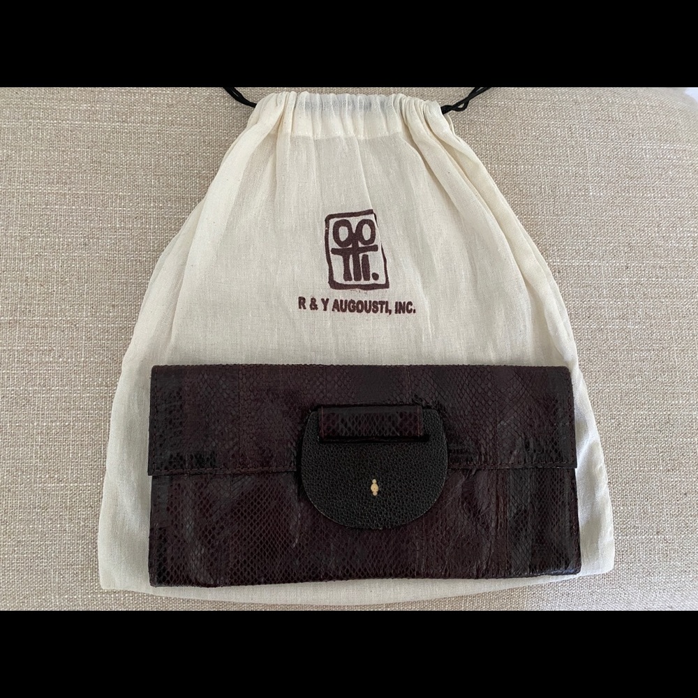 R&Y Agousti dark brown water snake clutch